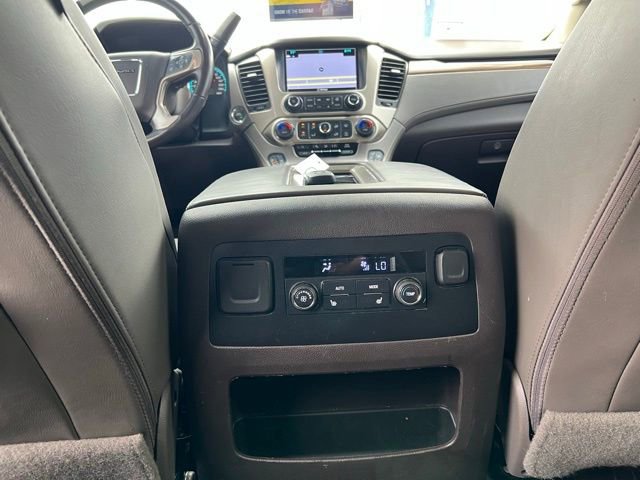 Used 2020 GMC Yukon XL Denali image 40
