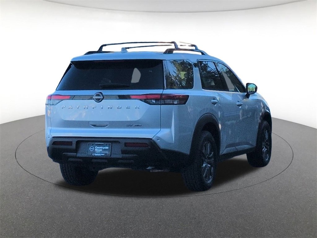 Used 2022 Nissan Pathfinder SV image 5