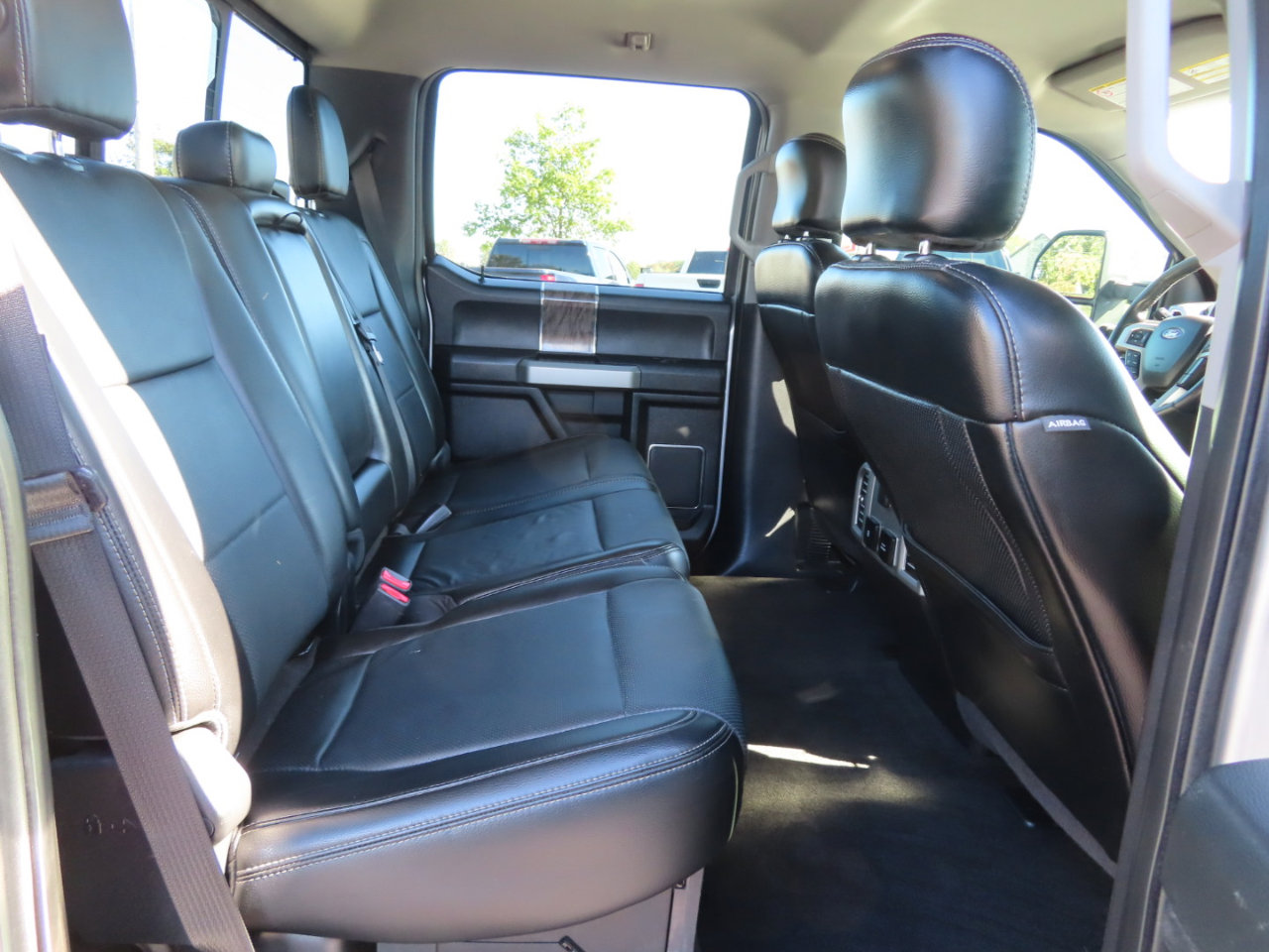 Used 2017 Ford F250 Lariat w/ Lariat Value Package image 37