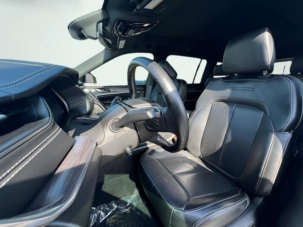 Used 2022 Jeep Grand Cherokee L Overland image 21