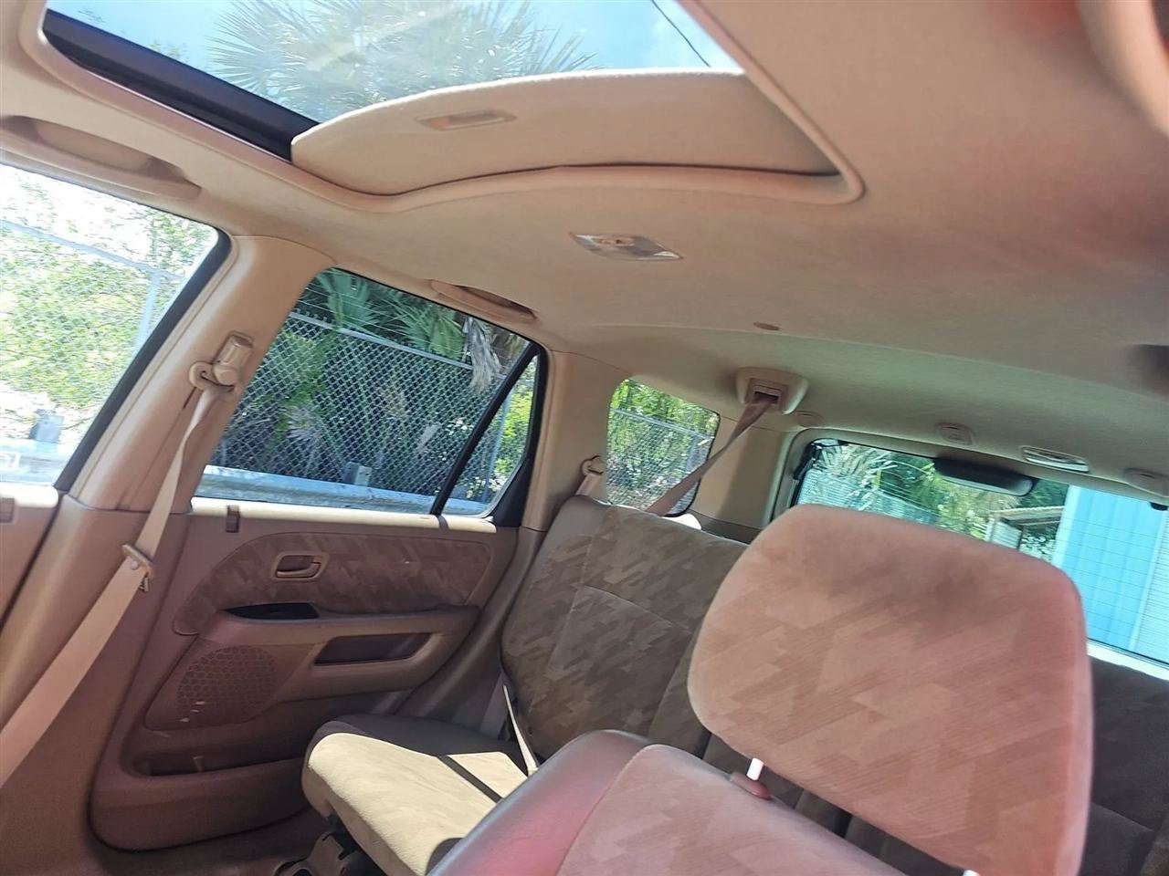 Used 2004 Honda CR-V EX image 14