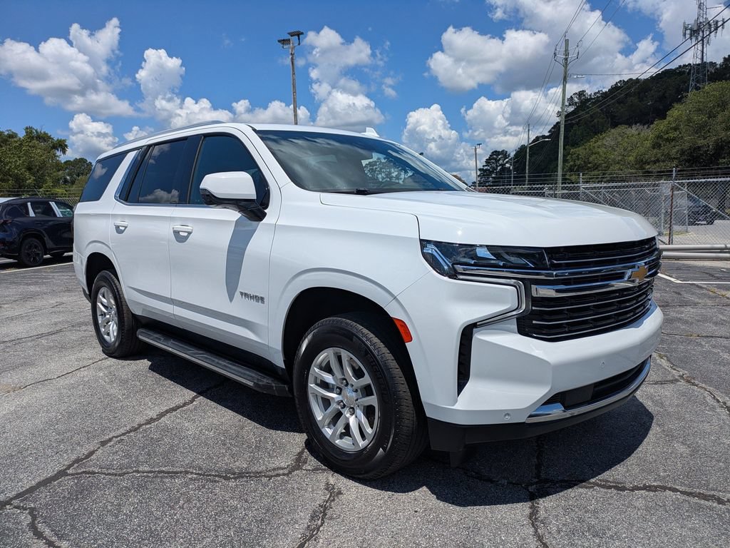 Used 2023 Chevrolet Tahoe LT w/ Luxury Package RWD image 2
