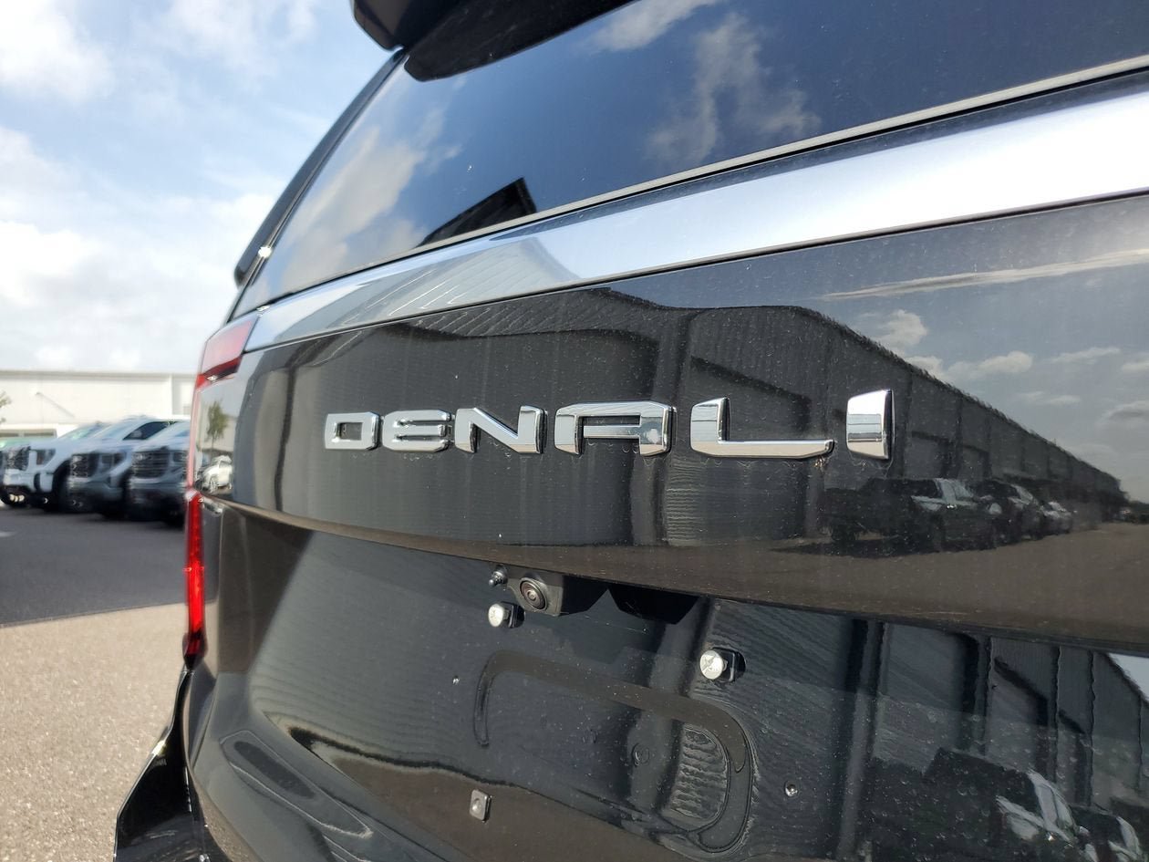 New 2026 GMC Yukon XL Denali RWD image 9