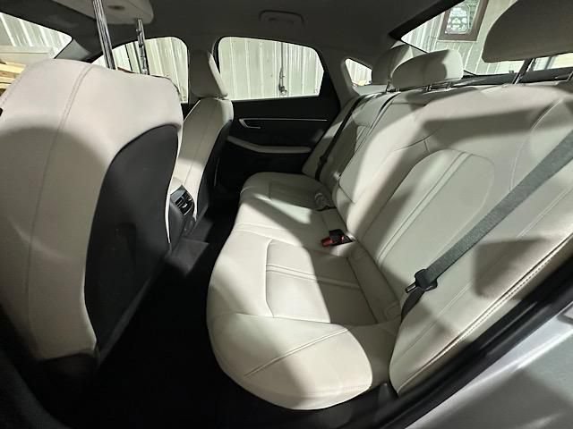 Used 2025 Hyundai Sonata SEL FWD image 13