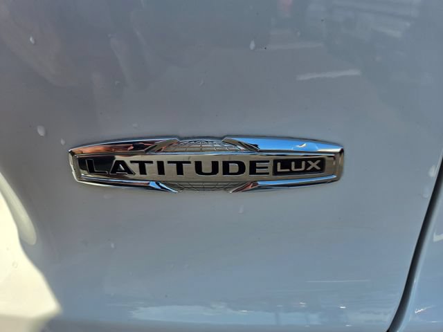 Used 2021 Jeep Cherokee Latitude Lux w/ Sun & Sound Group AWD/4WD image 24