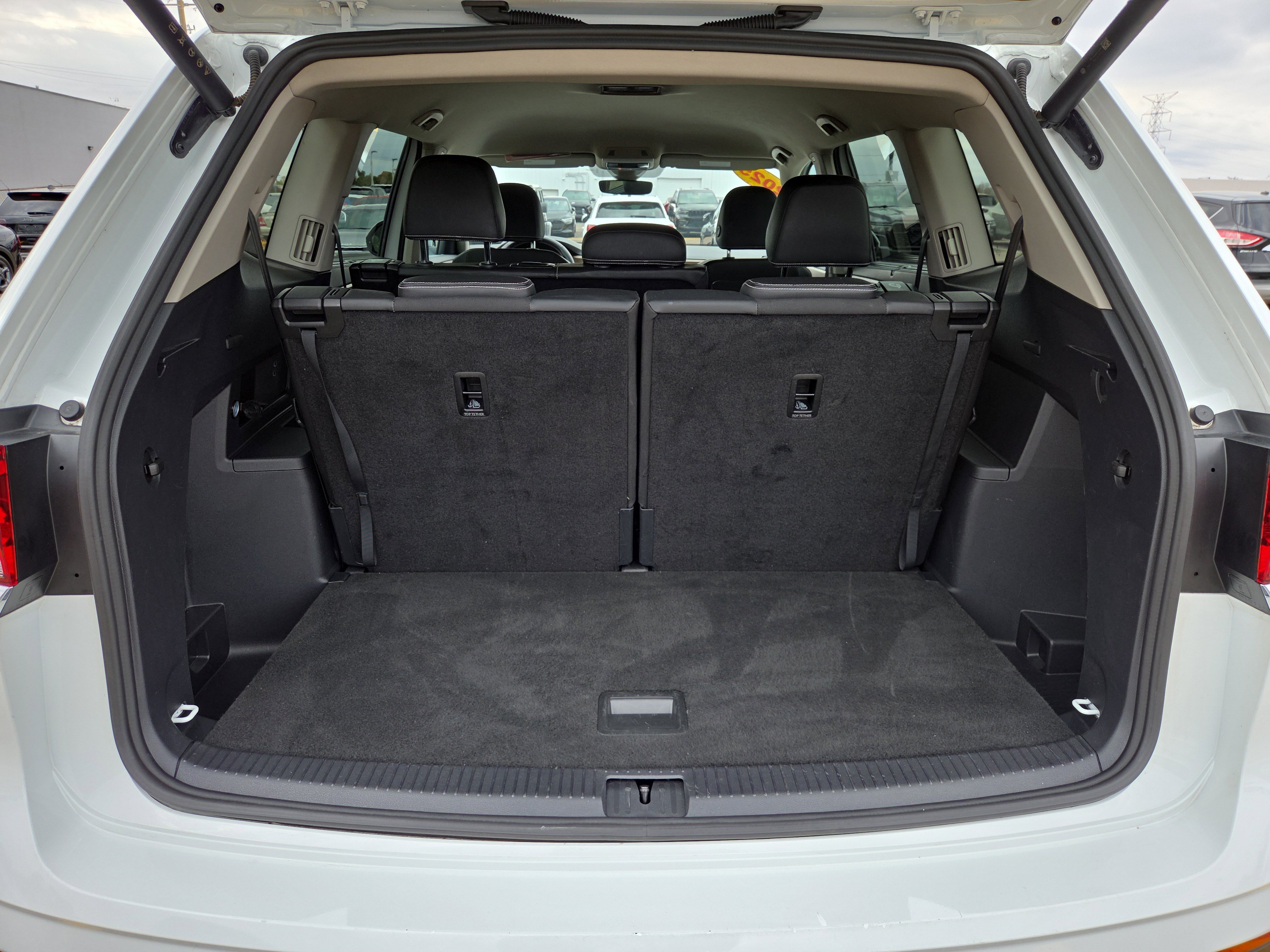 Certified 2025 Volkswagen Atlas SE image 10
