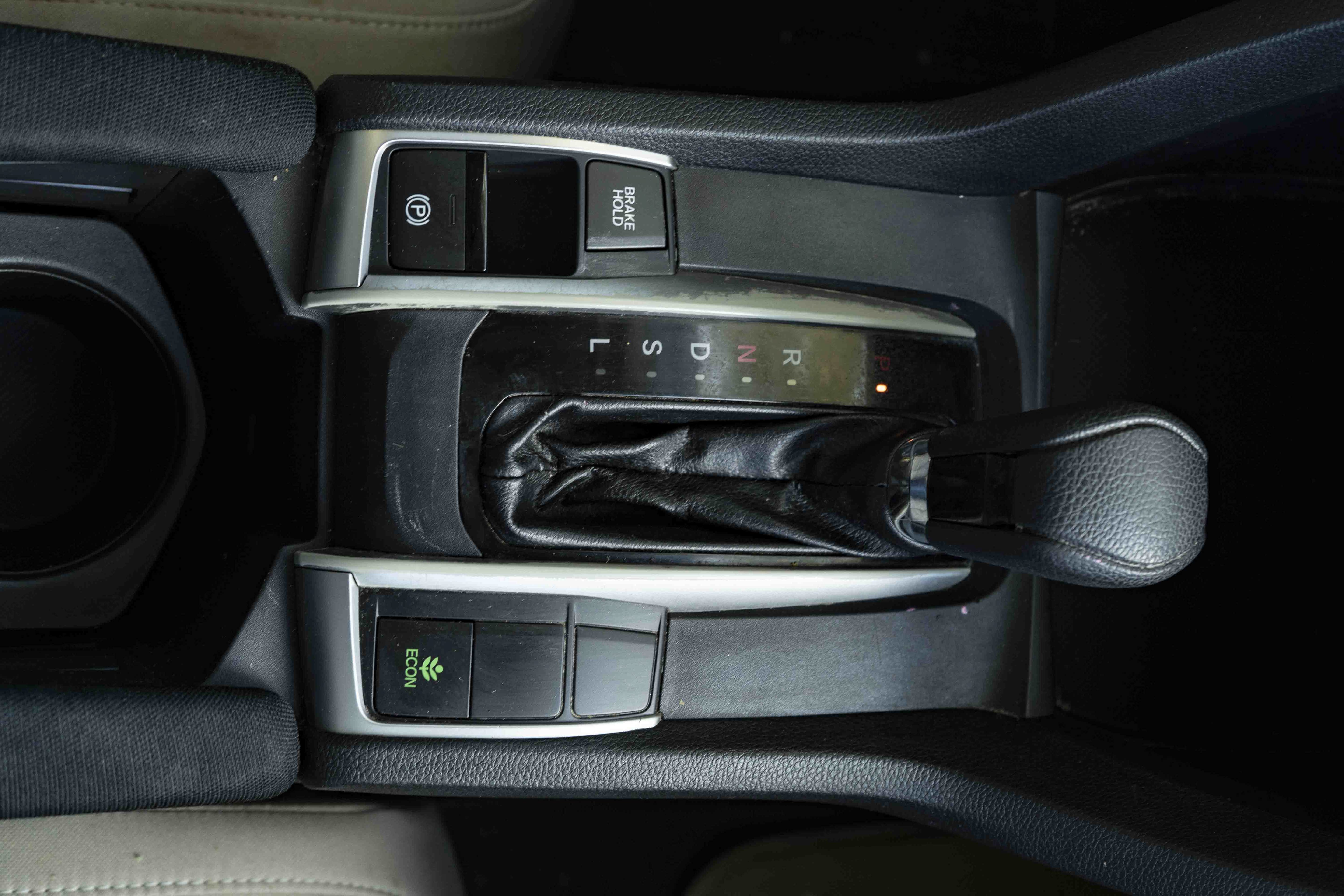 Used 2019 Honda Civic LX image 25