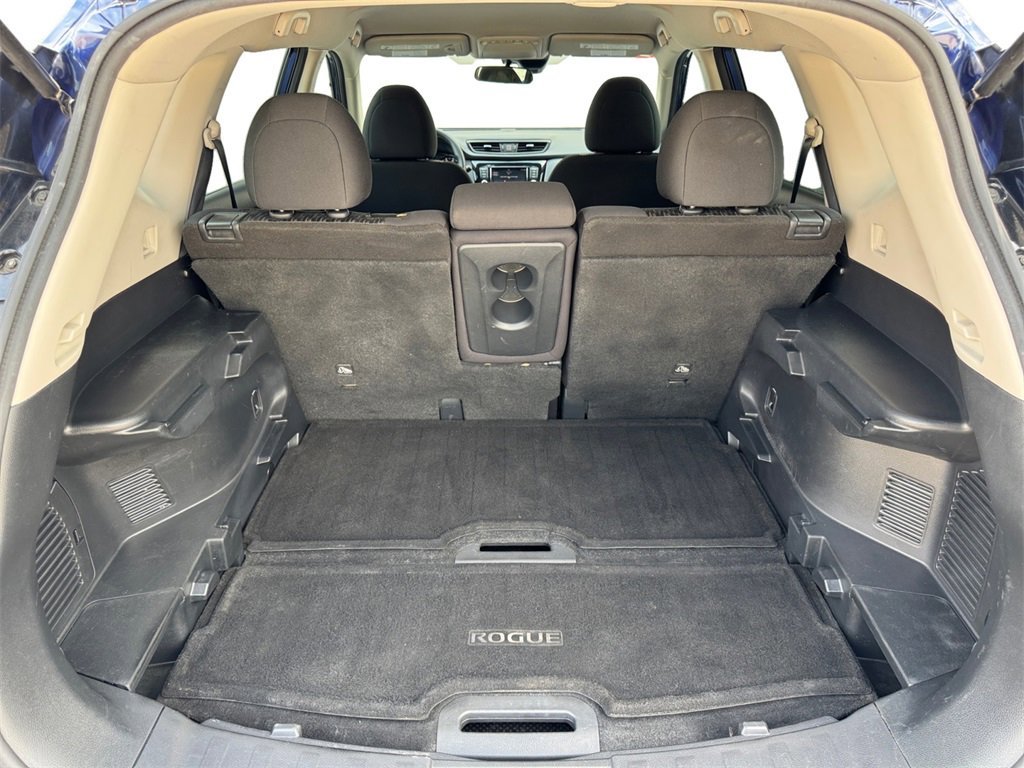 Used 2020 Nissan Rogue S image 21