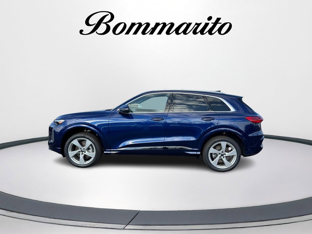 New 2025 Audi Q5 Premium Plus image 2