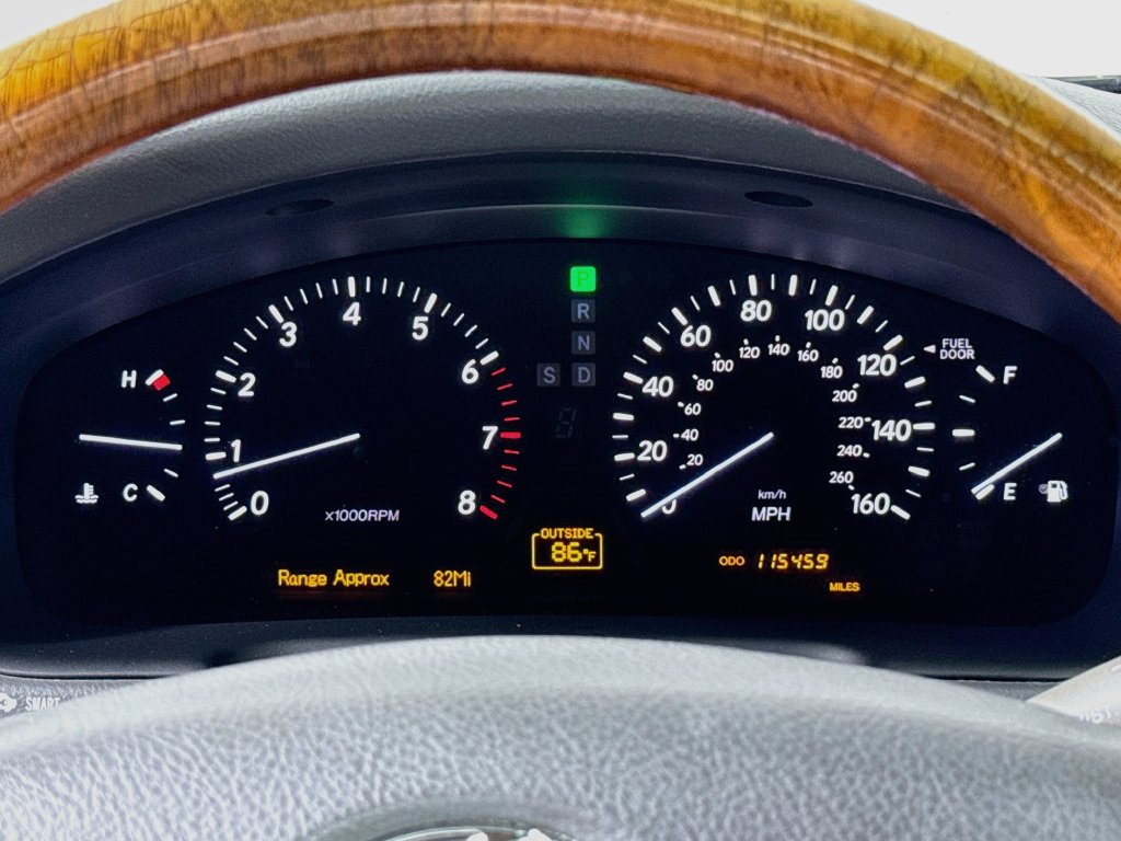 Used 2004 Lexus LS 430 w/ Modern Luxury Pkg RWD image 12