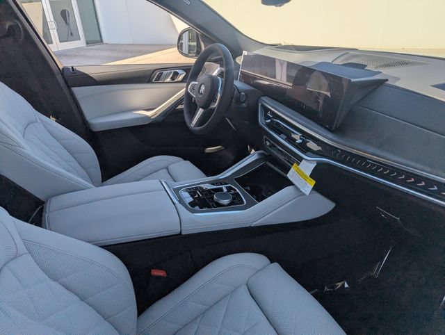 Used 2027 BMW X6 xDrive40i w/ Climate Comfort Package AWD/4WD image 13