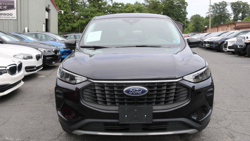 Used 2024 Ford Escape Active FWD image 2