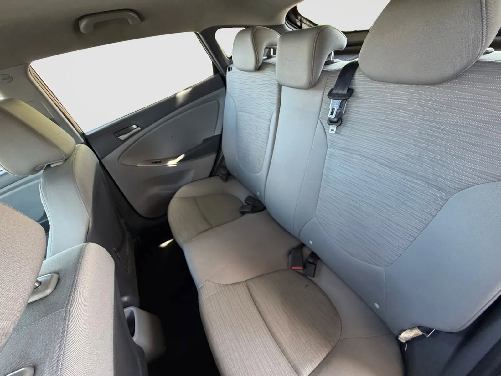 Used 2016 Hyundai Accent SE FWD image 15