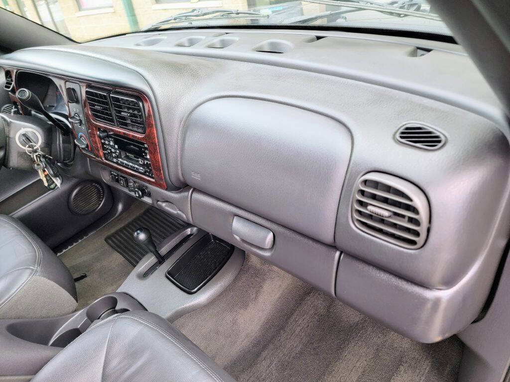 Used 2000 Dodge Durango image 32