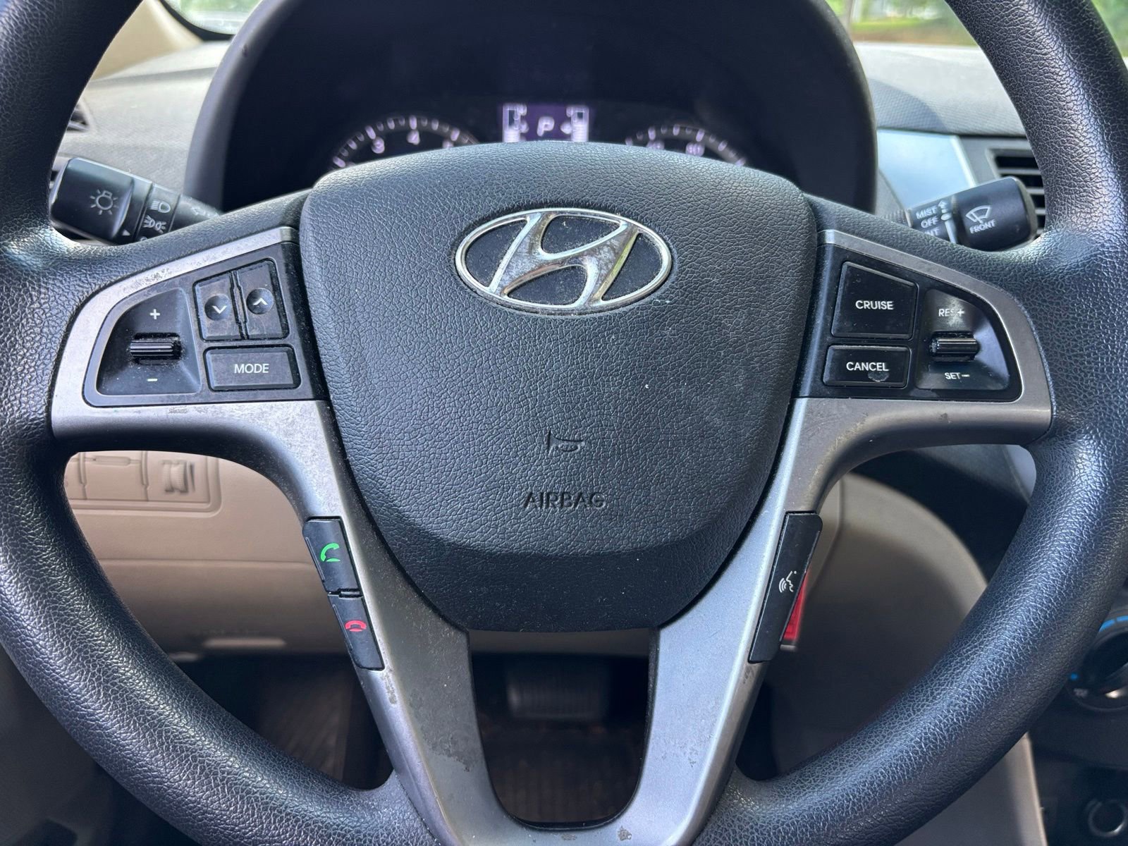 Used 2016 Hyundai Accent SE w/ Option Group 02 FWD image 5