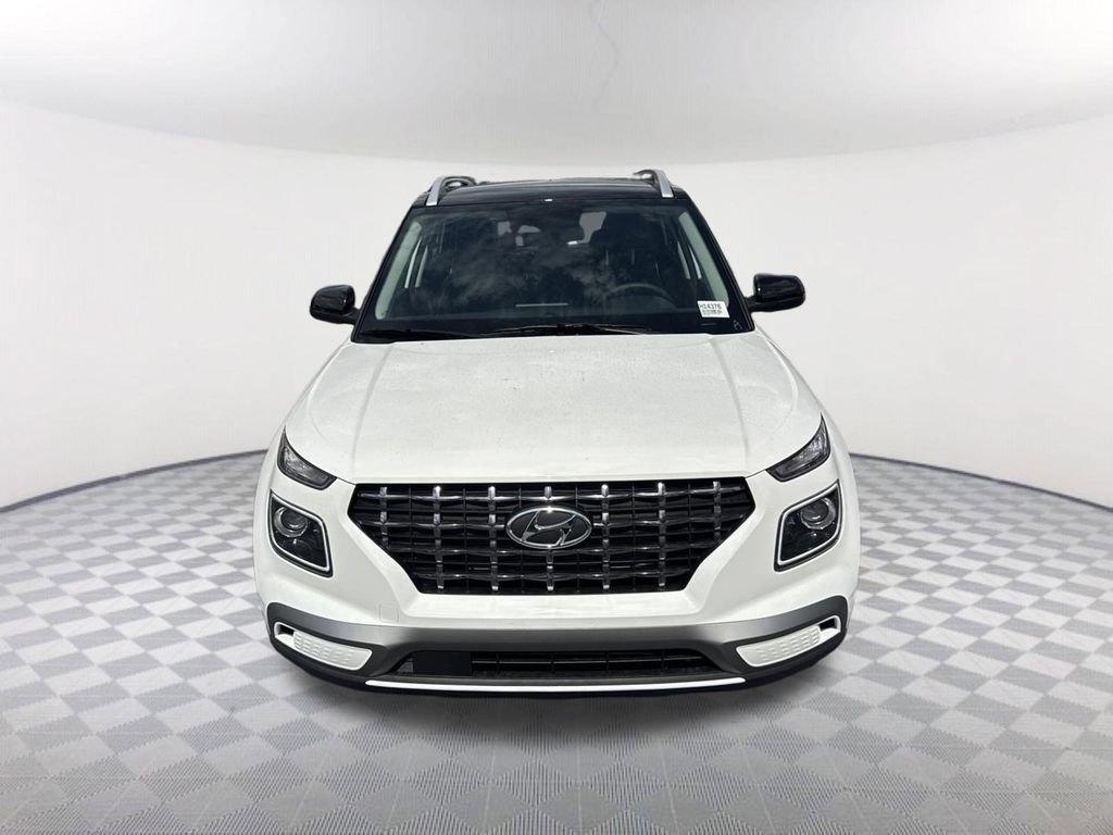 New 2025 Hyundai Venue Limited FWD image 2