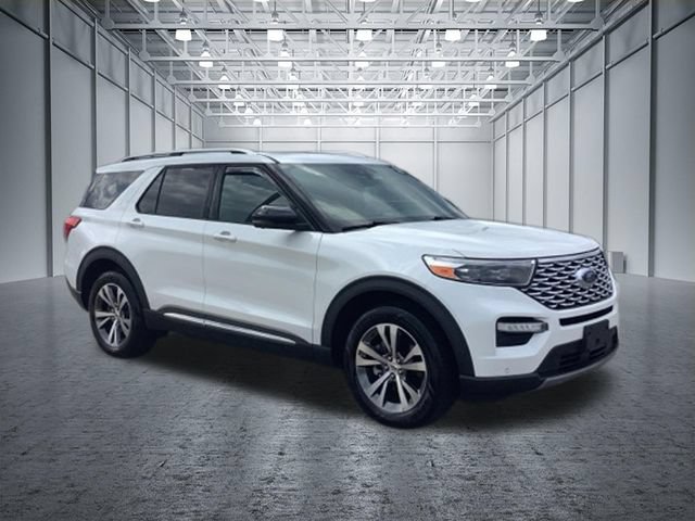 Used 2020 Ford Explorer Platinum w/ Premium Technology Package AWD/4WD image 3