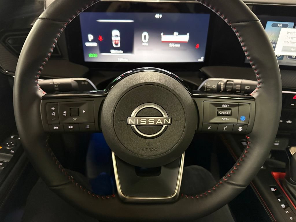 Used 2025 Nissan Kicks SR w/ SR Premium Package AWD/4WD image 11