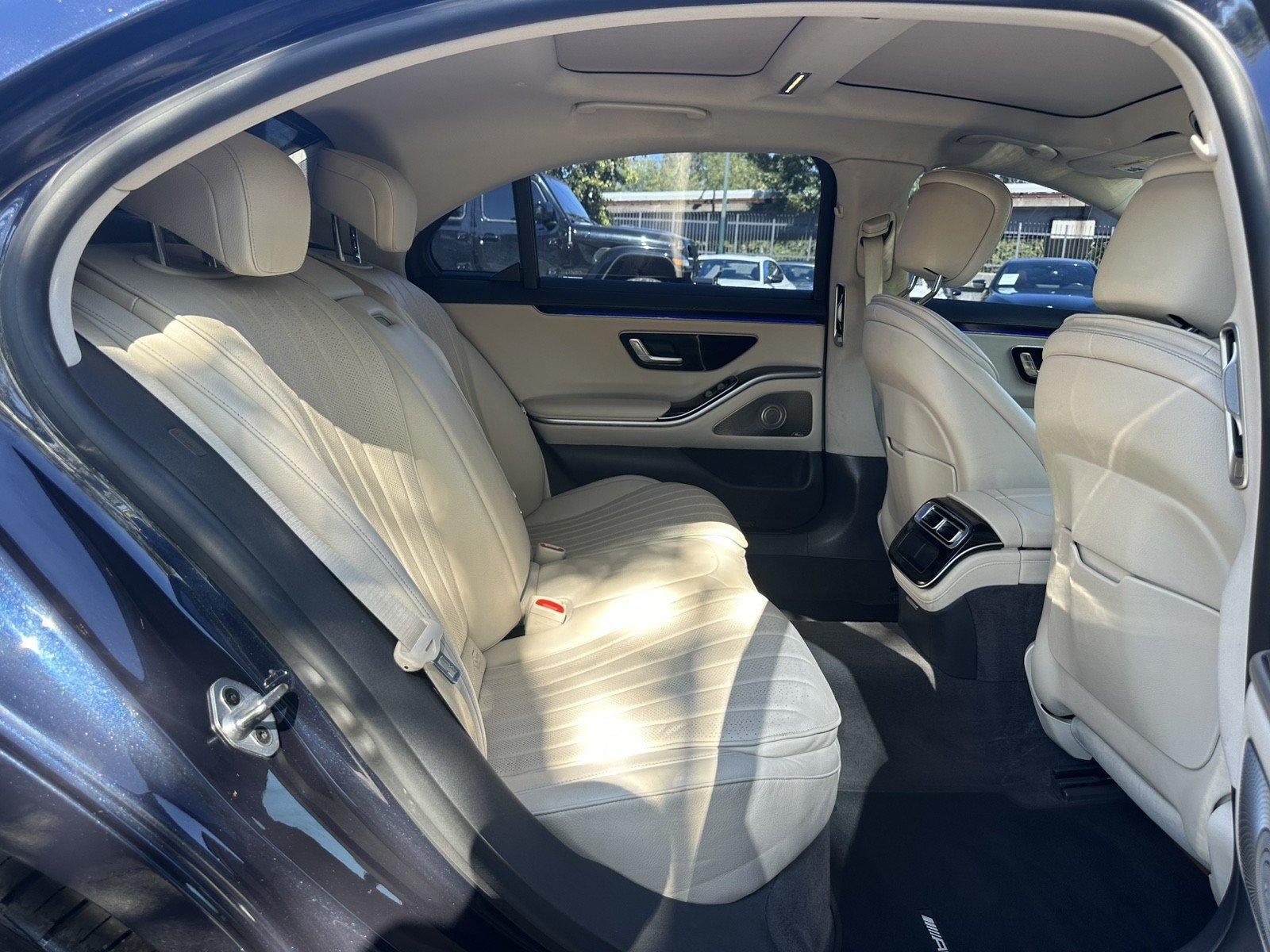 Used 2022 Mercedes-Benz S 500 4MATIC image 22