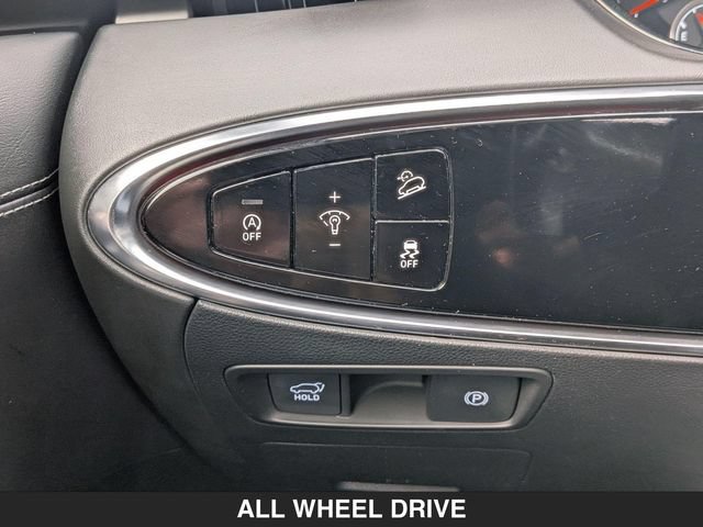 Used 2025 Genesis GV70 3.5T Sport AWD/4WD image 19