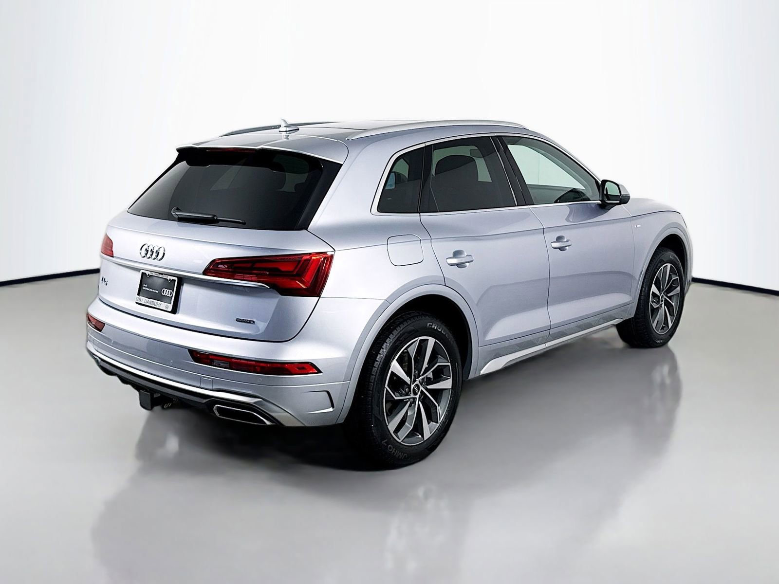 Certified 2023 Audi Q5 2.0T Premium w/ Convenience Package AWD/4WD image 9