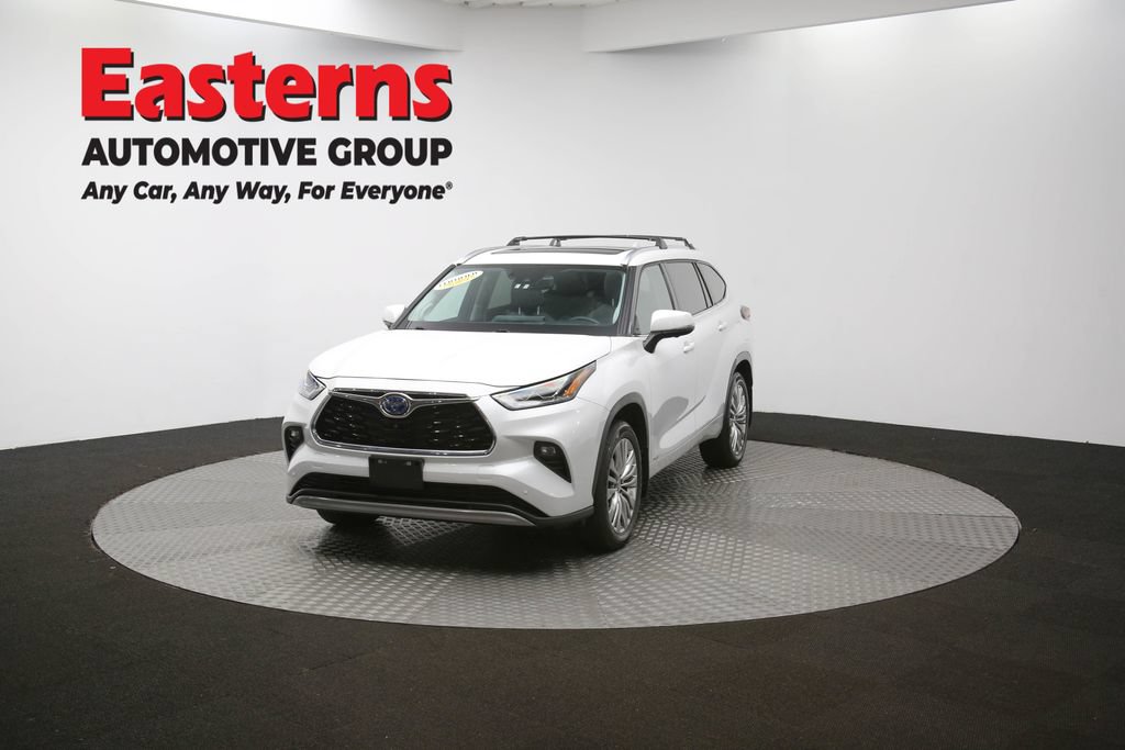 Used 2024 Toyota Highlander Platinum AWD/4WD image 60
