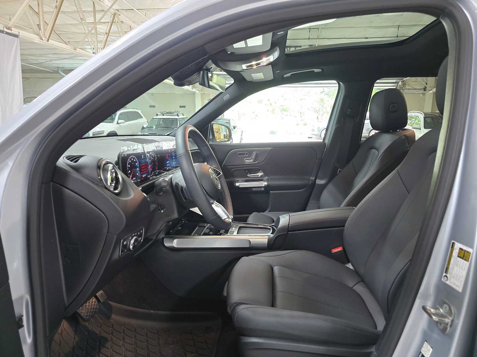 Certified 2026 Mercedes-Benz GLB 250 4MATIC image 21