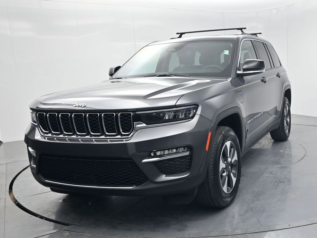 Used 2022 Jeep Grand Cherokee Limited 4xe image 3
