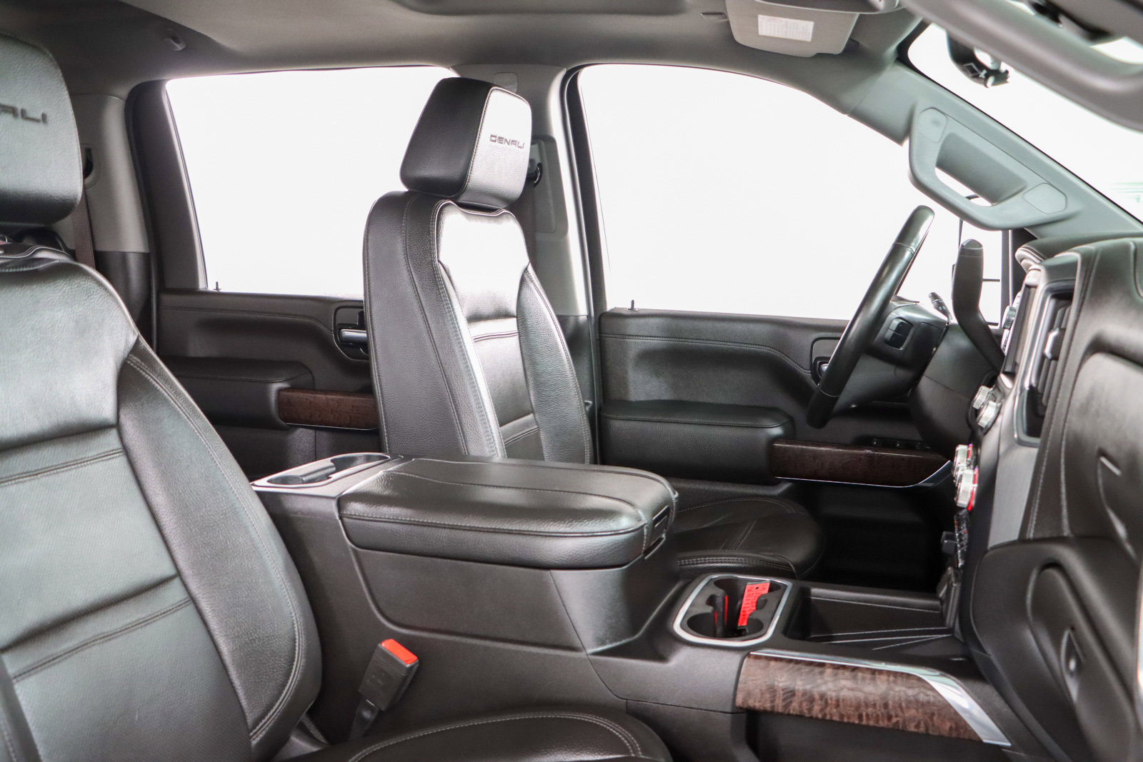 Used 2023 GMC Sierra 2500 Denali w/ Denali Ultimate Package image 31