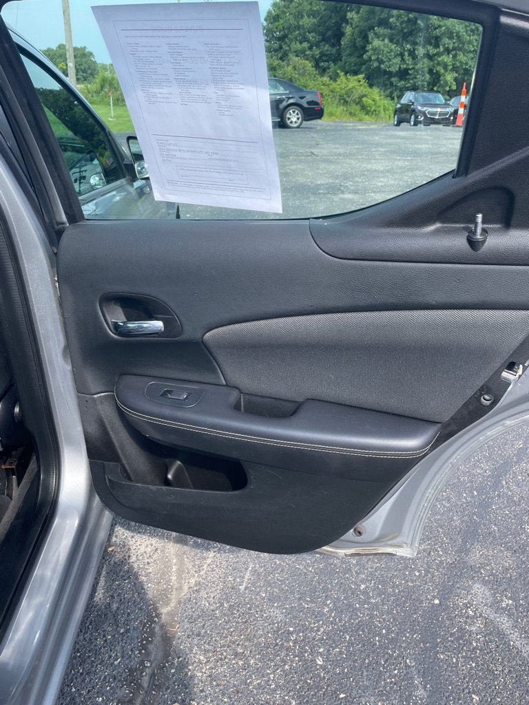 Used 2013 Dodge Avenger SE FWD image 18