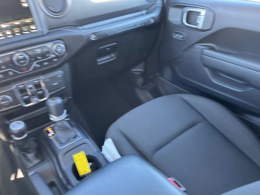 Used 2023 Jeep Wrangler Sport S image 13