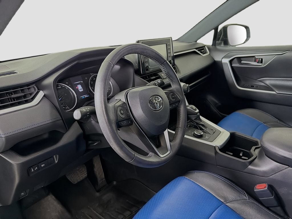 Used 2022 Toyota RAV4 SE AWD/4WD image 10