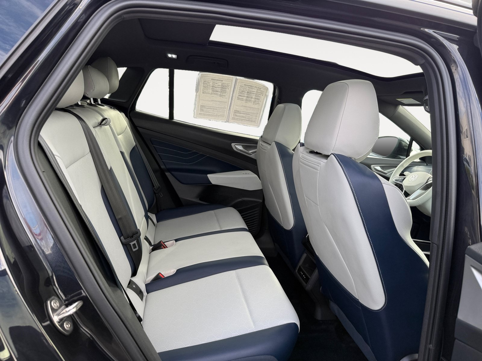 Certified 2023 Volkswagen ID.4 Pro S AWD/4WD image 18