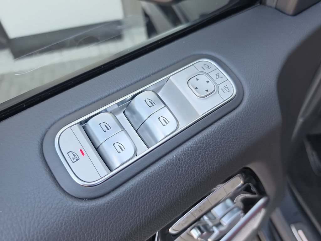 Used 2025 Mercedes-Benz G 63 AMG 4MATIC image 18