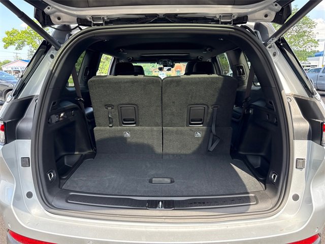 New 2025 Jeep Grand Cherokee L Laredo w/ Luxury Tech Group I image 31