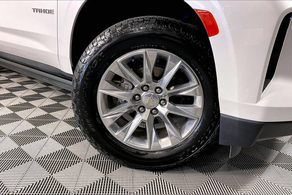 Used 2023 Chevrolet Tahoe Premier w/ Premium Package AWD/4WD image 11