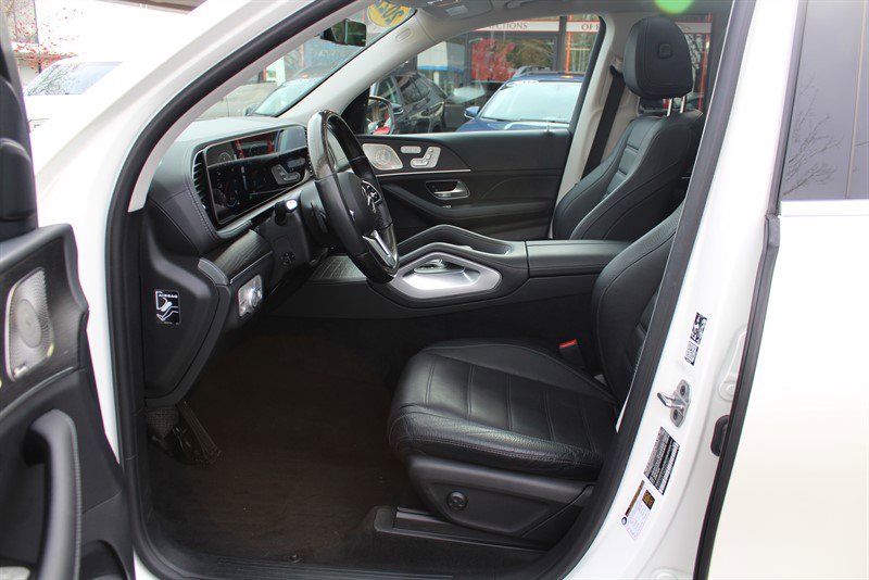 Used 2022 Mercedes-Benz GLS 450 4MATIC image 28