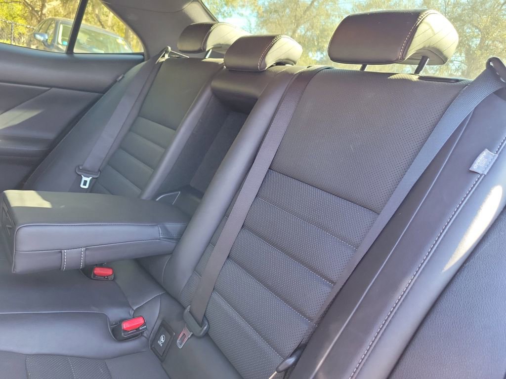 Used 2016 Lexus IS 350 image 15
