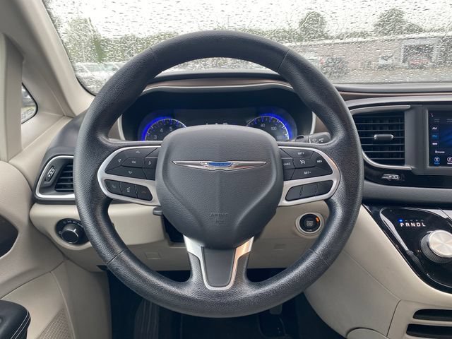 Used 2021 Chrysler Voyager Lxi FWD image 18