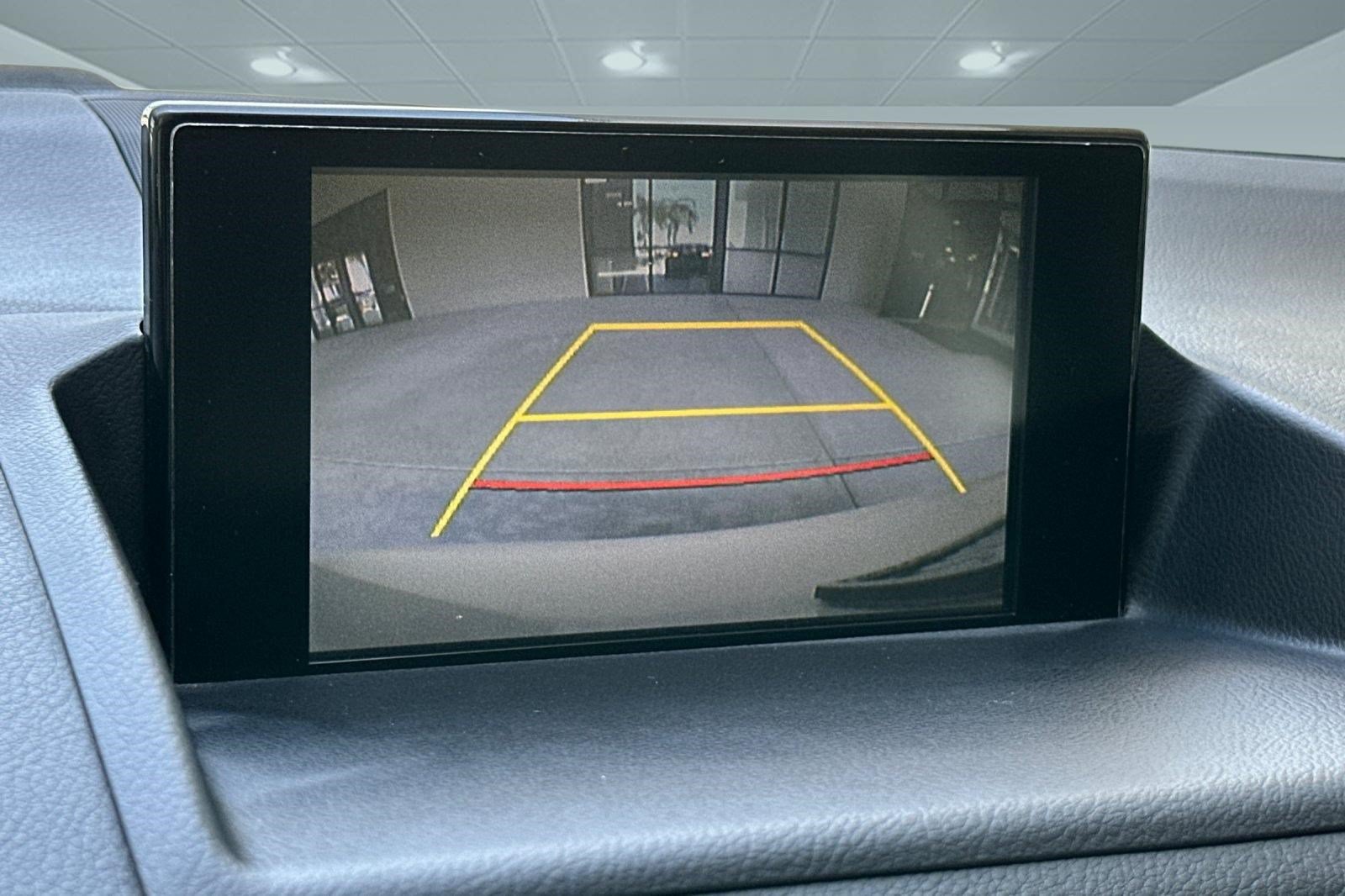 Used 2014 Lexus CT 200h FWD image 19
