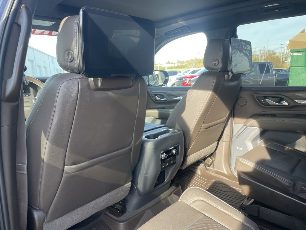 Used 2021 GMC Yukon Denali w/ Denali Ultimate Package image 24
