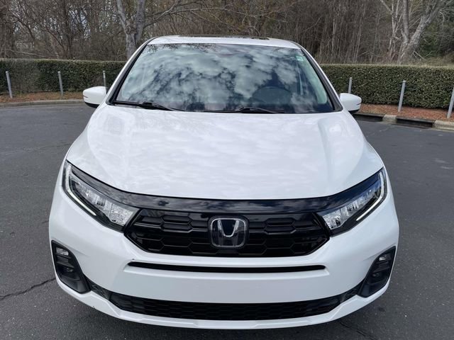 Used 2025 Honda Odyssey Touring image 2
