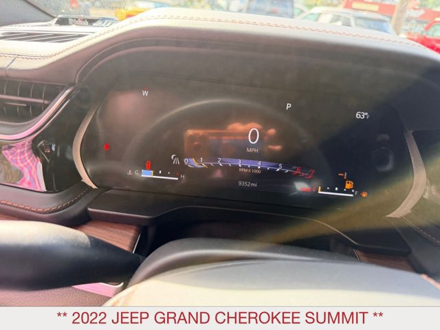 Certified 2022 Jeep Grand Cherokee Summit w/ Adv Protech Group IV AWD/4WD image 50