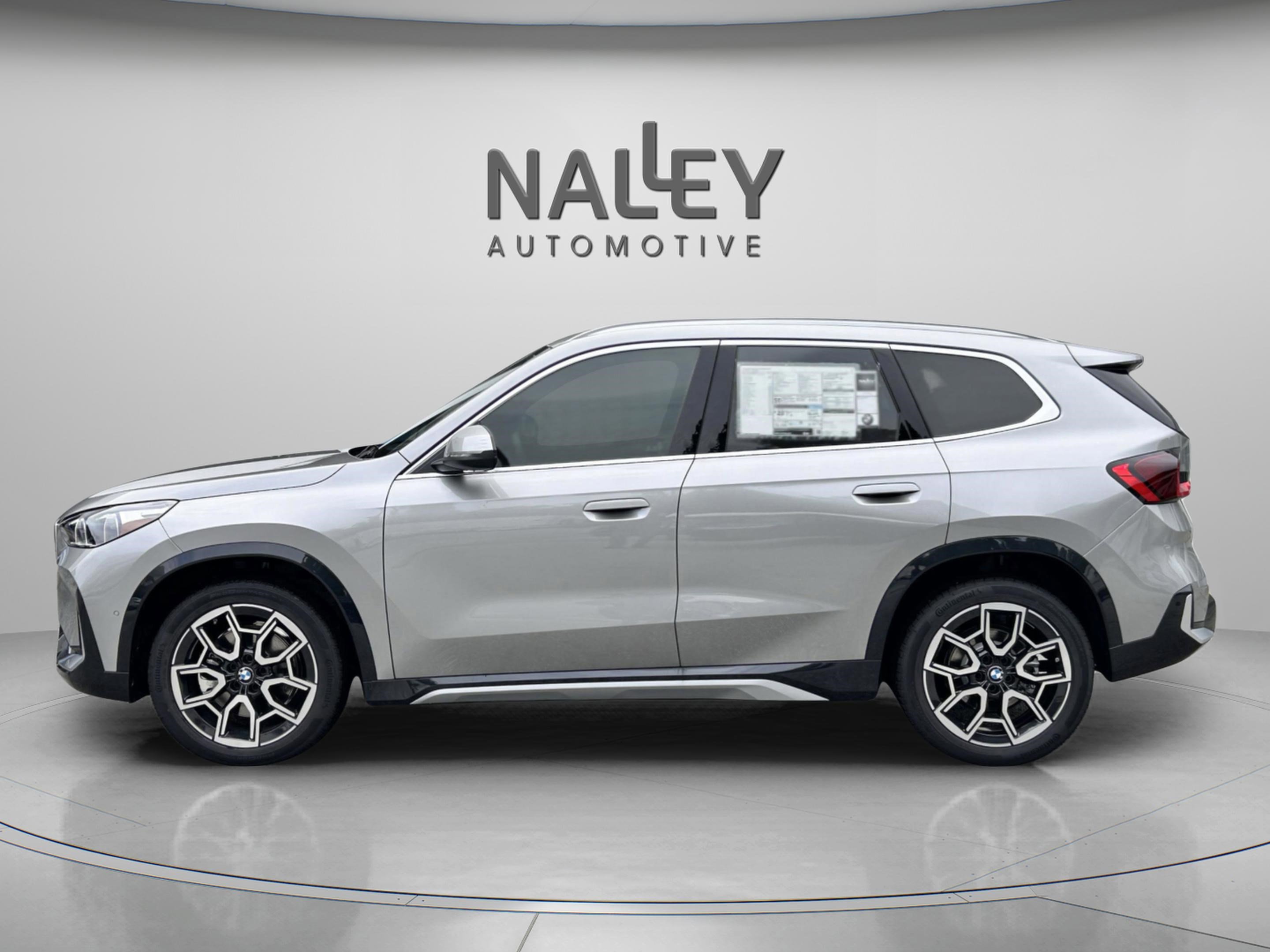 Used 2025 BMW X1 xDrive28i w/ Convenience Package image 2