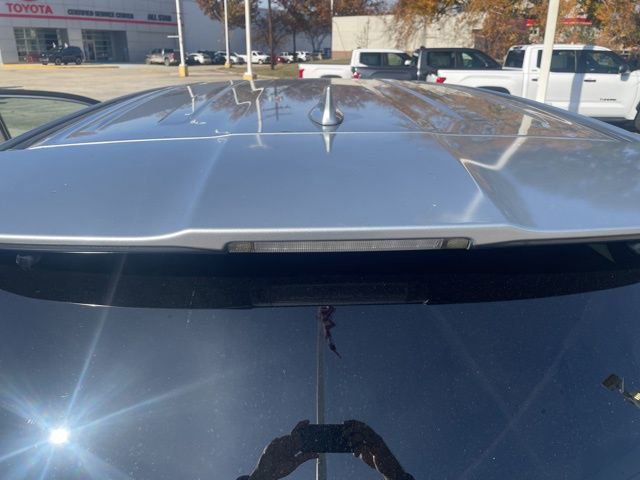 Used 2015 Toyota Highlander LE image 23