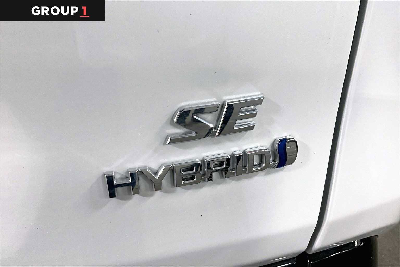 Used 2023 Toyota RAV4 SE w/ SE Grade Weather Package image 10