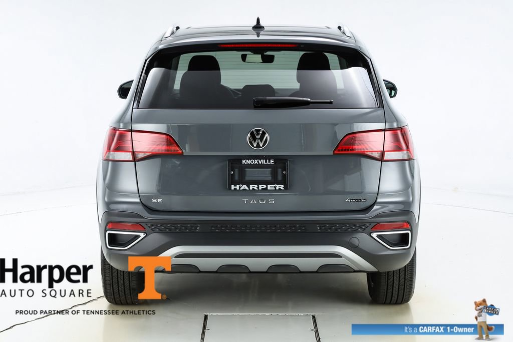 Used 2024 Volkswagen Taos SE image 8