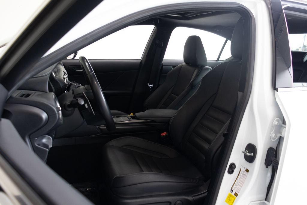Used 2022 Lexus IS 350 F Sport w/ Accessory Package RWD image 17