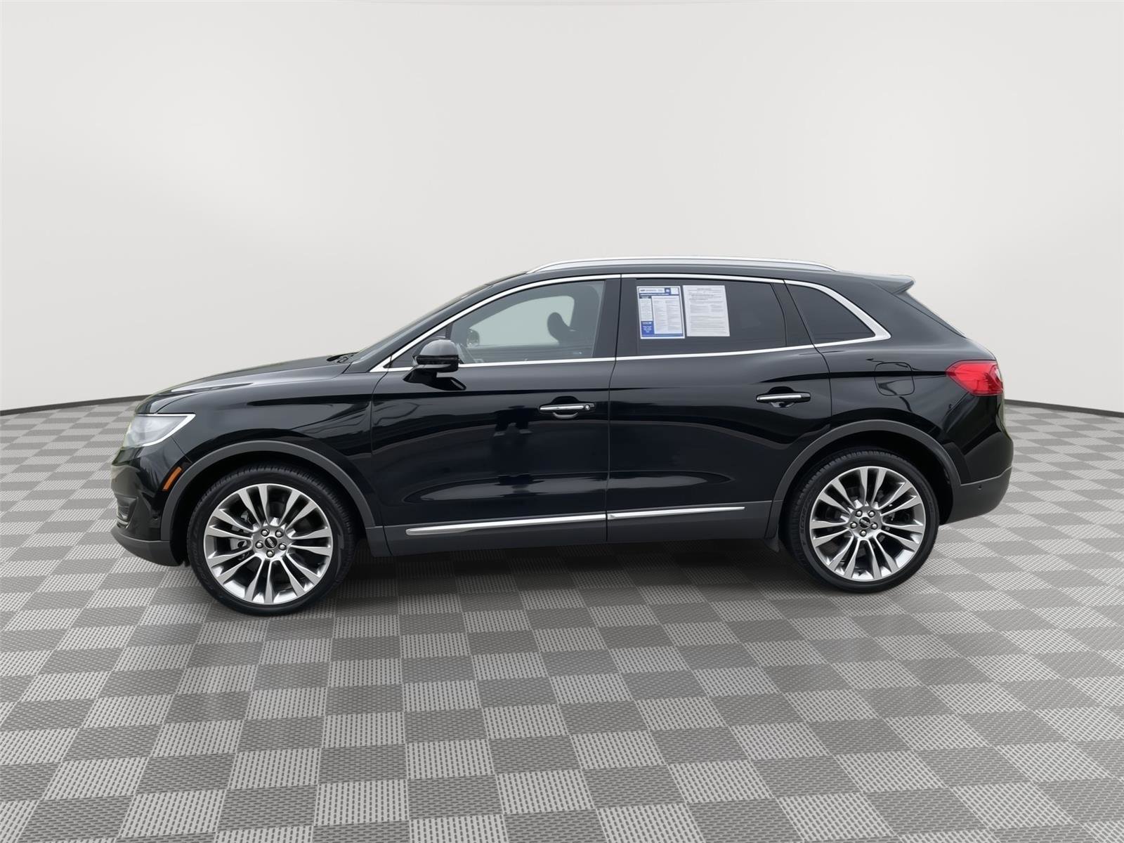 Used 2016 Lincoln MKX Reserve w/ Luxury Package AWD/4WD image 26