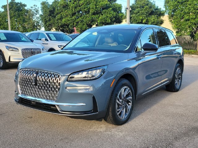 Certified 2023 Lincoln Corsair FWD image 3
